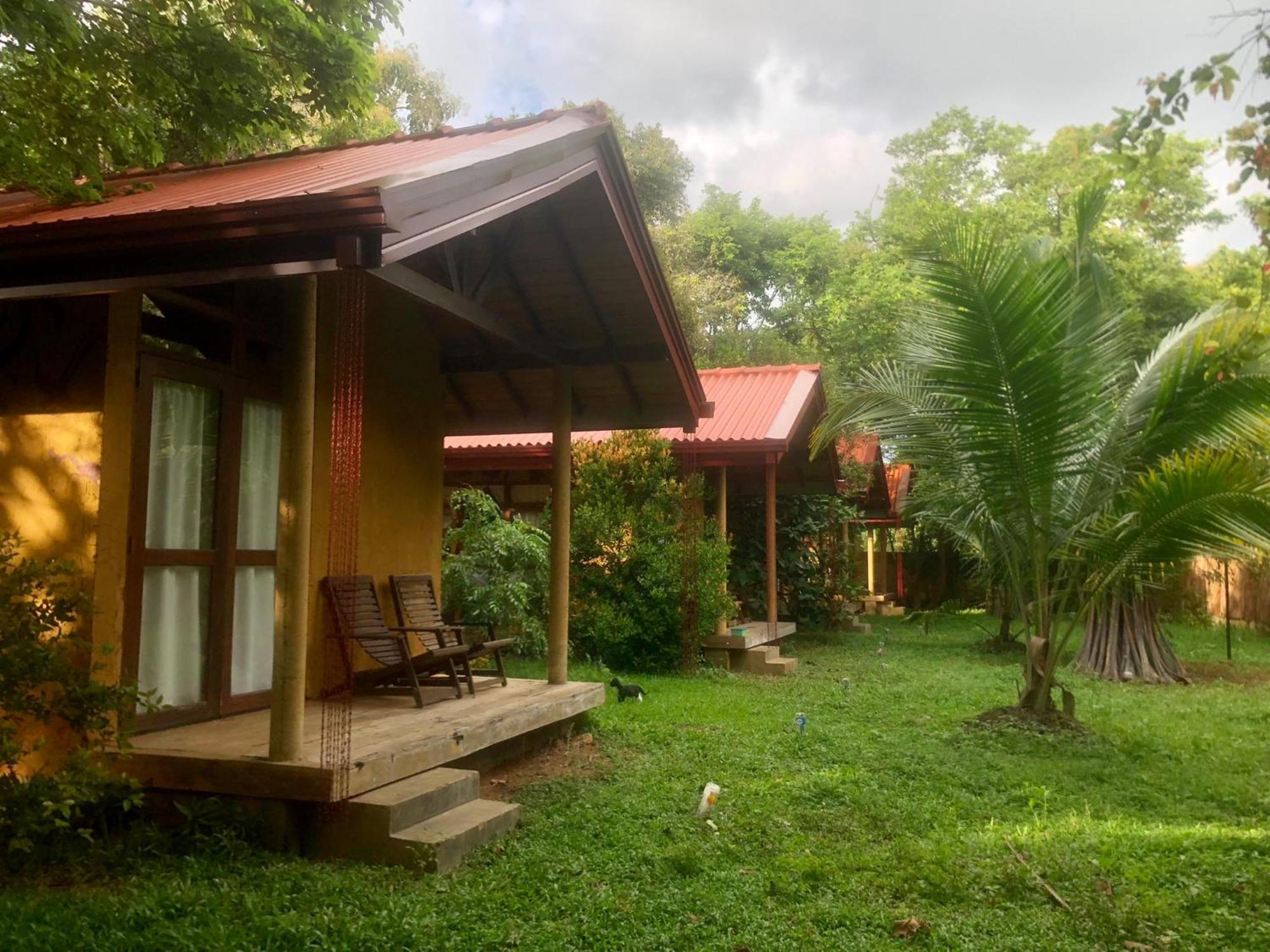 Sat Nam Village Hotel Sigiriya Exterior foto