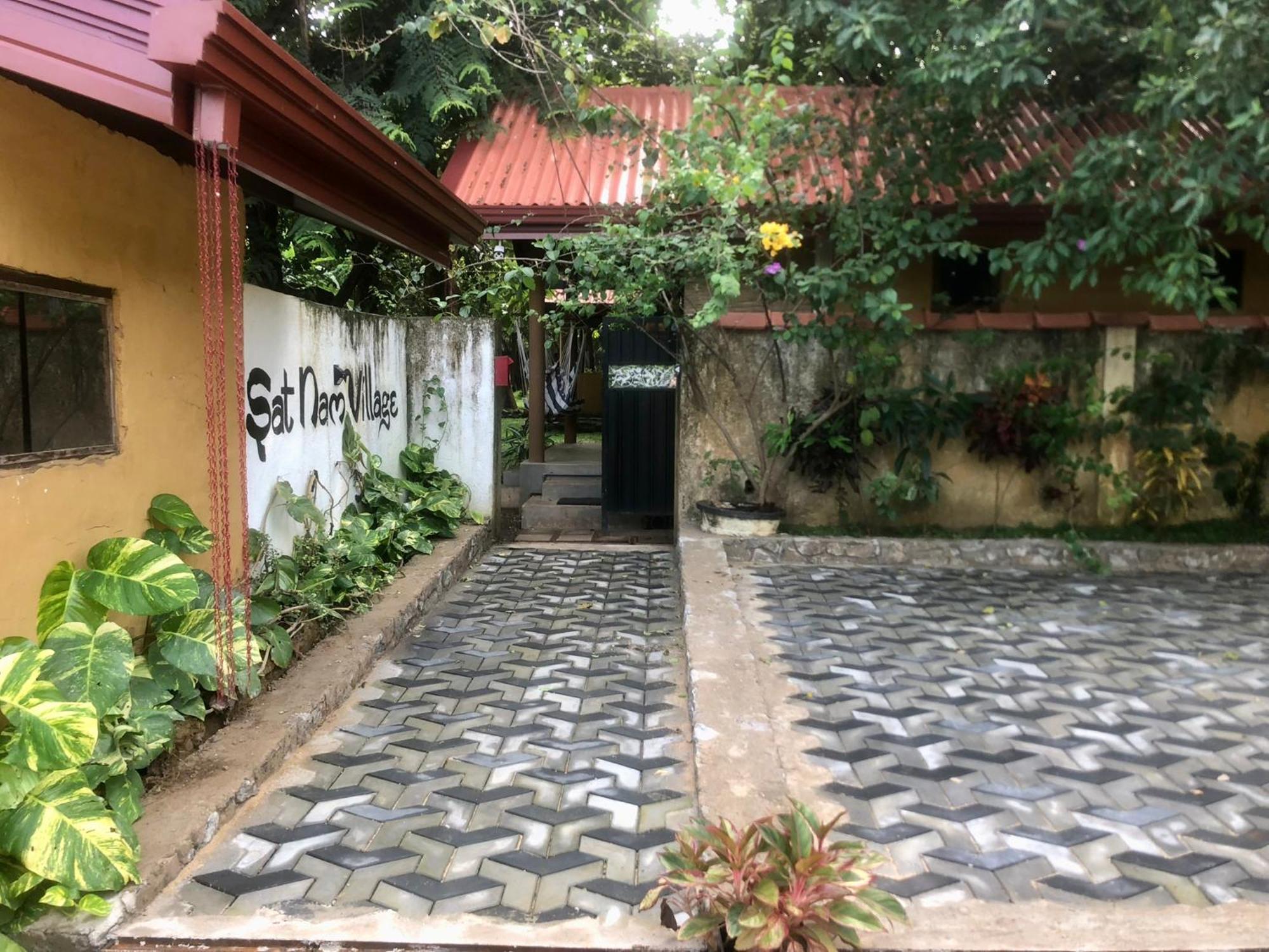 Sat Nam Village Hotel Sigiriya Exterior foto