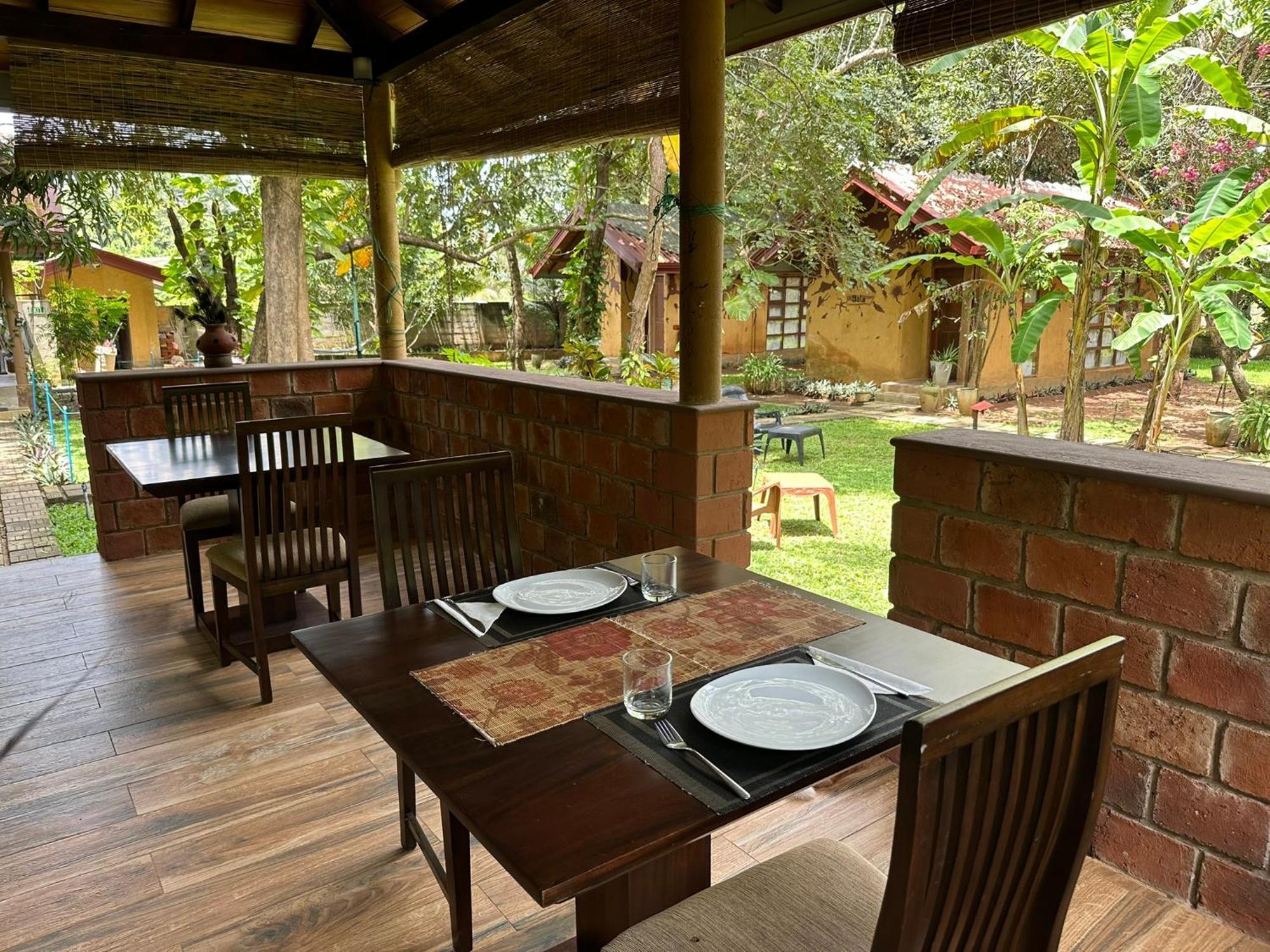 Sat Nam Village Hotel Sigiriya Exterior foto