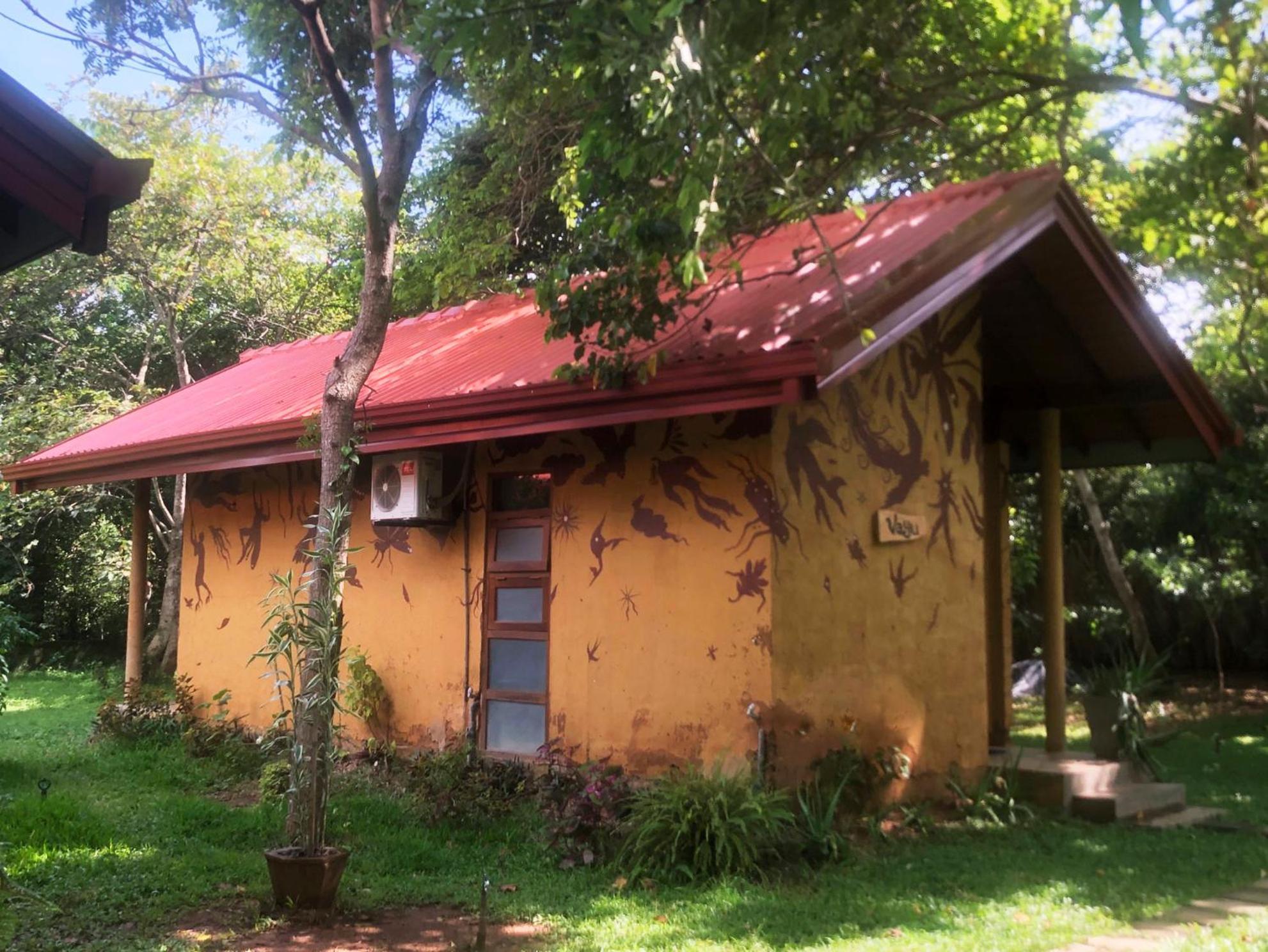 Sat Nam Village Hotel Sigiriya Habitación foto