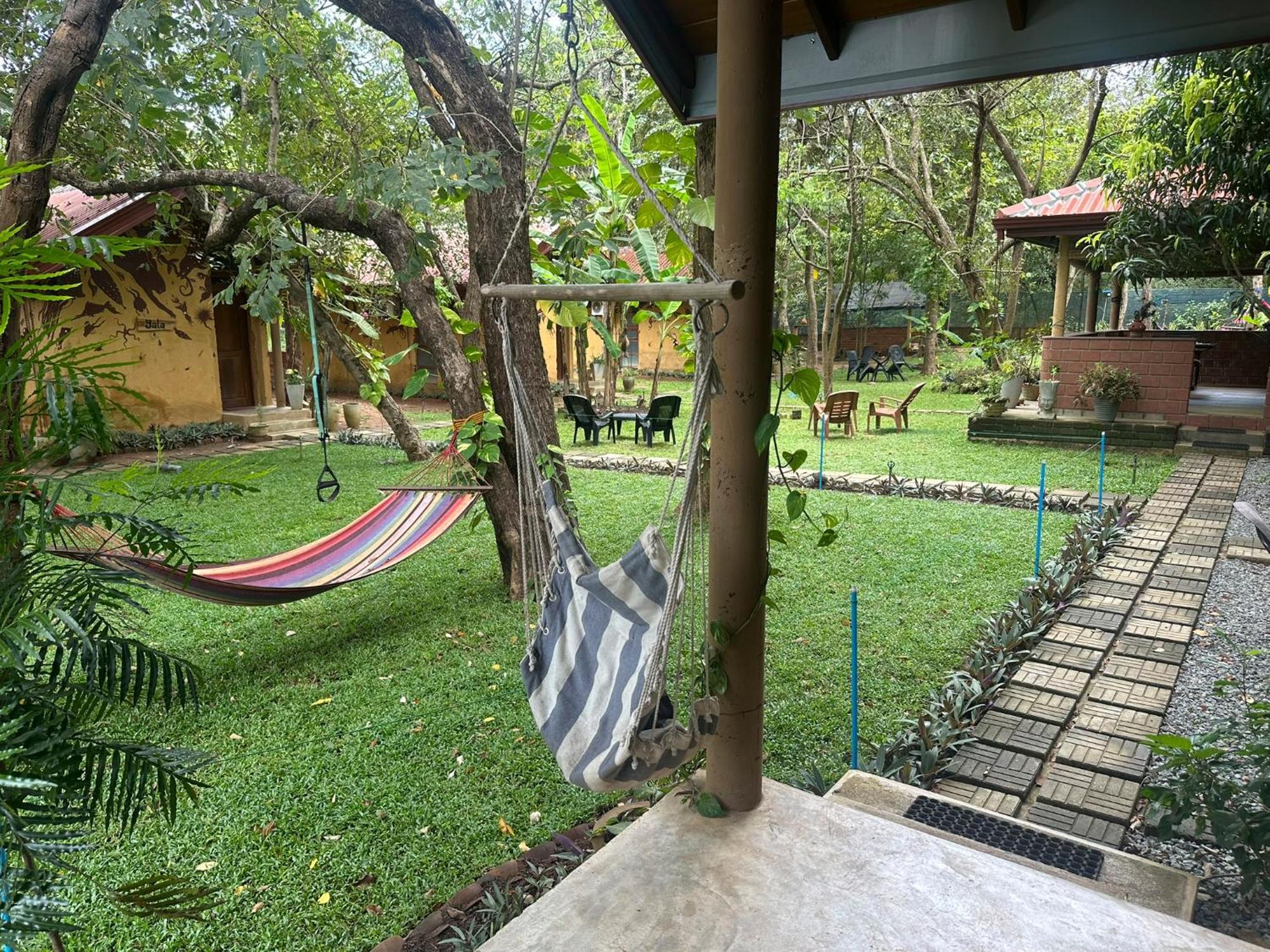 Sat Nam Village Hotel Sigiriya Exterior foto